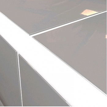 Уголок для плитки наружный MAKRO-PLAST 001 белый 7x23x2500