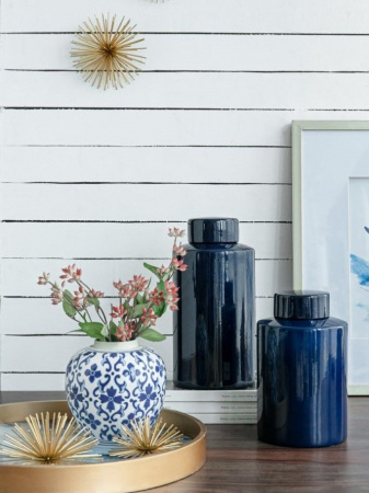 6106_AV69765_11