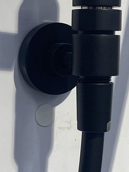 Кронштейн для колонны душевой с шлангом BRUMA SHOWER SYSTEMS 145 611 0NS черный