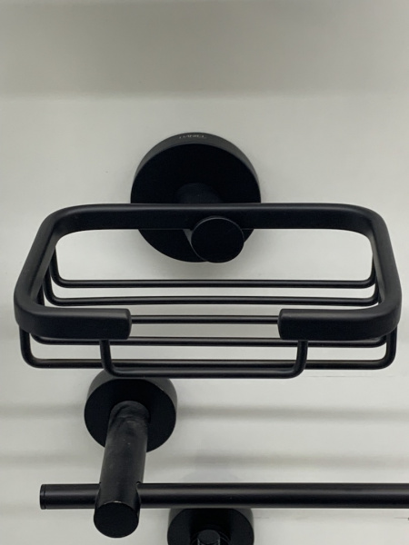 HIPS95215_3