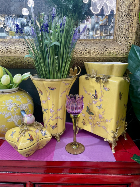 55621_11