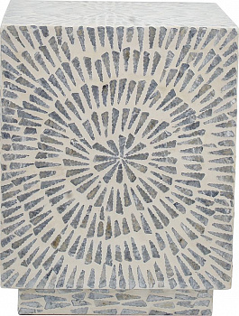Столик акцентный с отделкой из раковин устриц 35x35x45см Casaentera CE04-49923