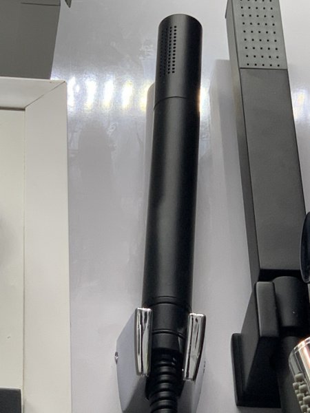 FU61015_5