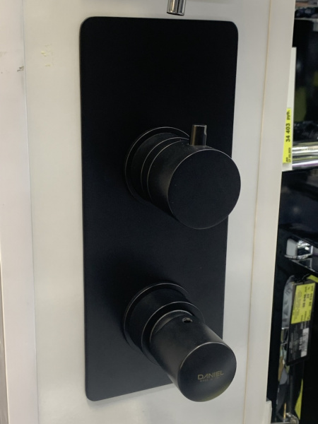 FU612D315_1