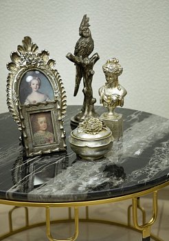 Фигурка Бюст девушки, под старину 8x6x22см Casaentera-CE04-28-343