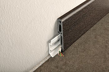 Плинтус SKIRTING 7016 ПВХ 70ммХ16мм L2,5 черный BTEPRN 7016