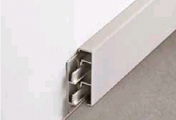 Плинтус PROSKIRTING LIST 40 Н=40мм алюм.анод.серебро L 2 м PKLTAA40