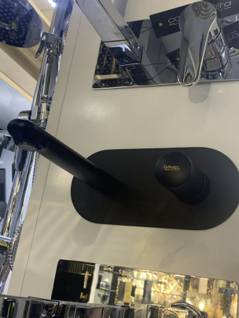 FU63215_3